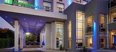 Holiday Inn Express Windsor Waterfront