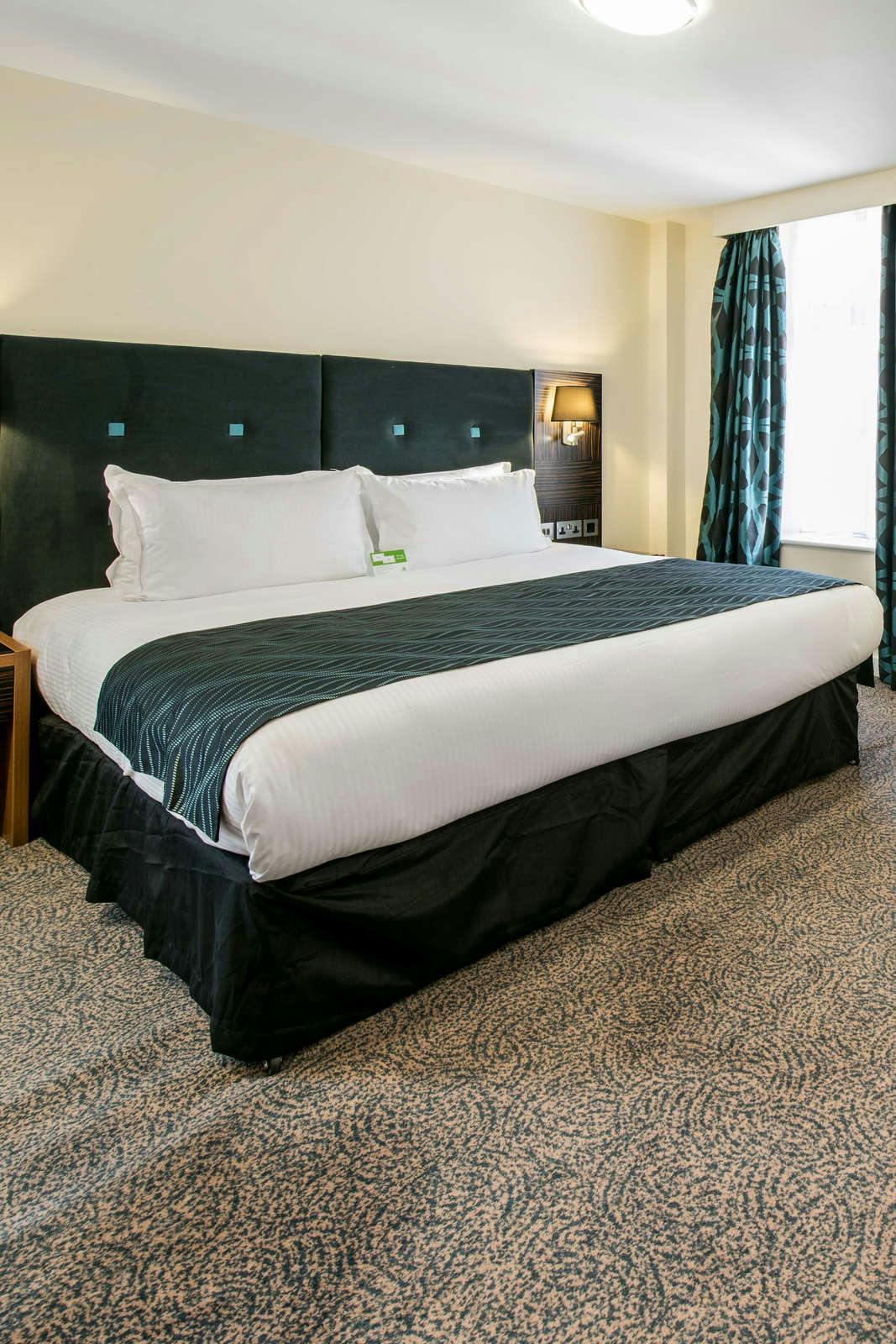 Hotel Holiday Inn London - Kensington High St. photo 4