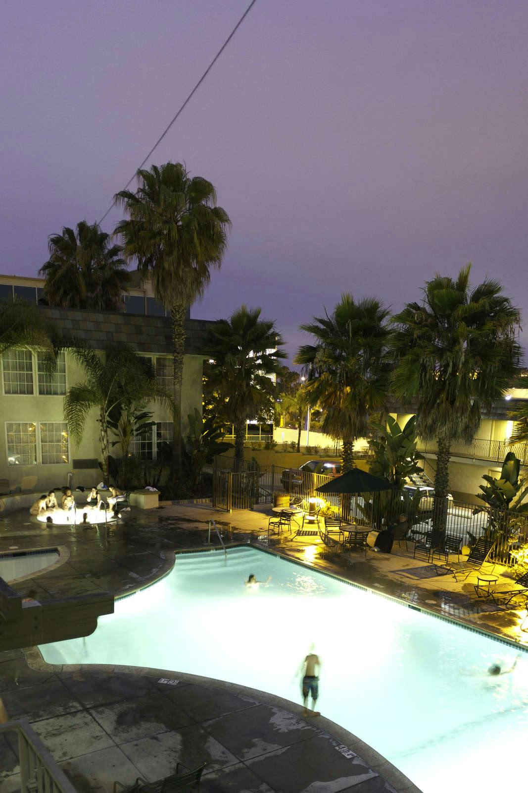 Hotel Comfort Inn & Suites photo 2