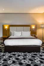 Hotel Holiday Inn Sittingbourne photo 2