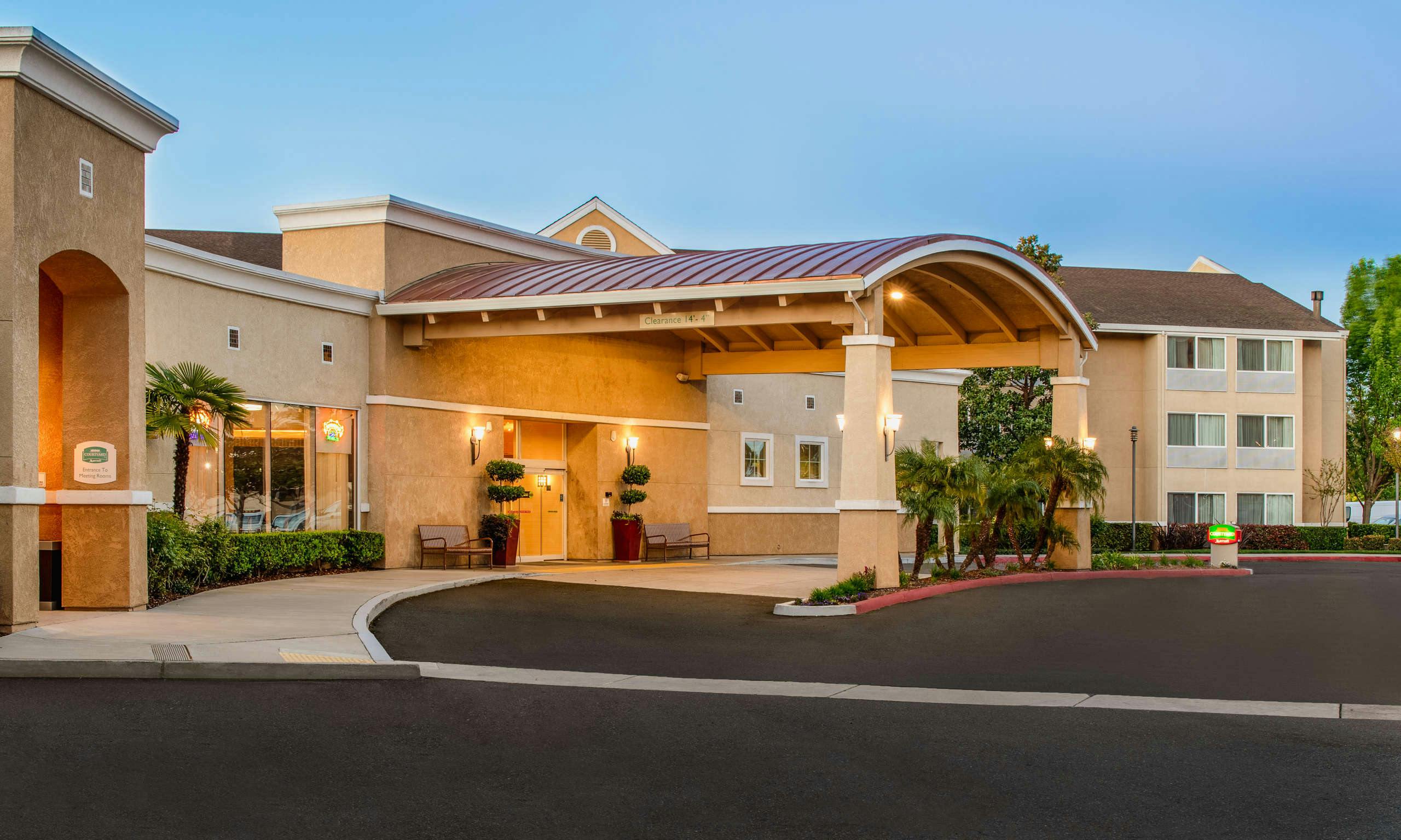 Courtyard by Marriott Sacramento Cal Expo