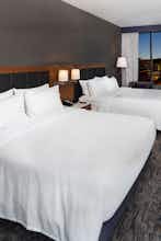 Hotel Holiday Inn & Suites Montreal Centre Ville Ouest photo 3