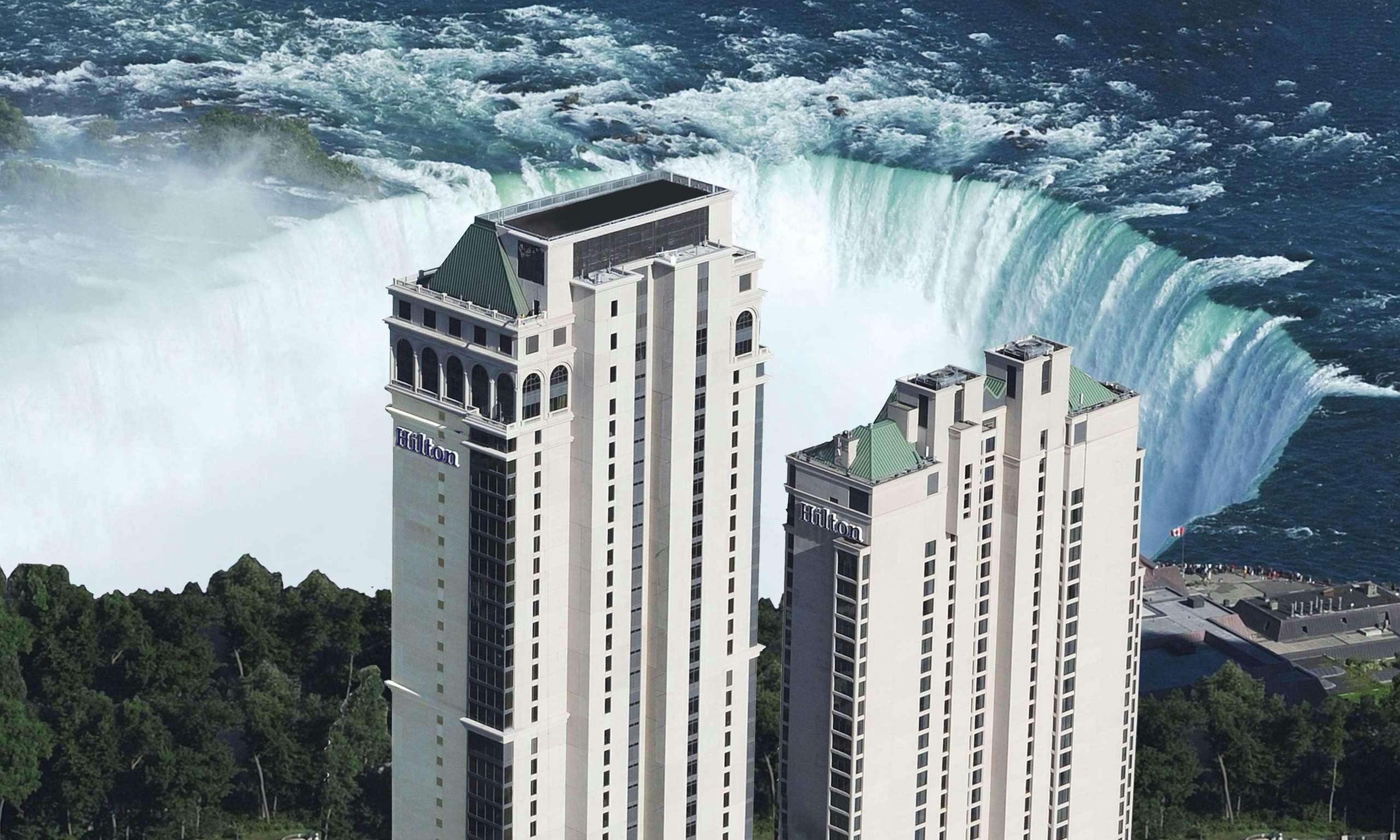 Hilton Niagara Falls/ Fallsview Hotel and Suites