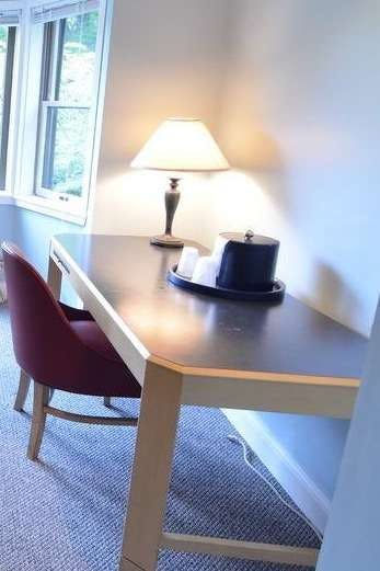 Hotel The Valley Inn, an Ascend Collection Hotel photo 4