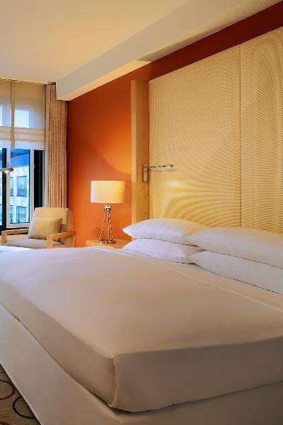Hotel Sheraton Berlin Grand Hotel Esplanade photo 1