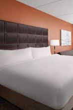 Hotel Renaissance Indianapolis North Hotel photo 1