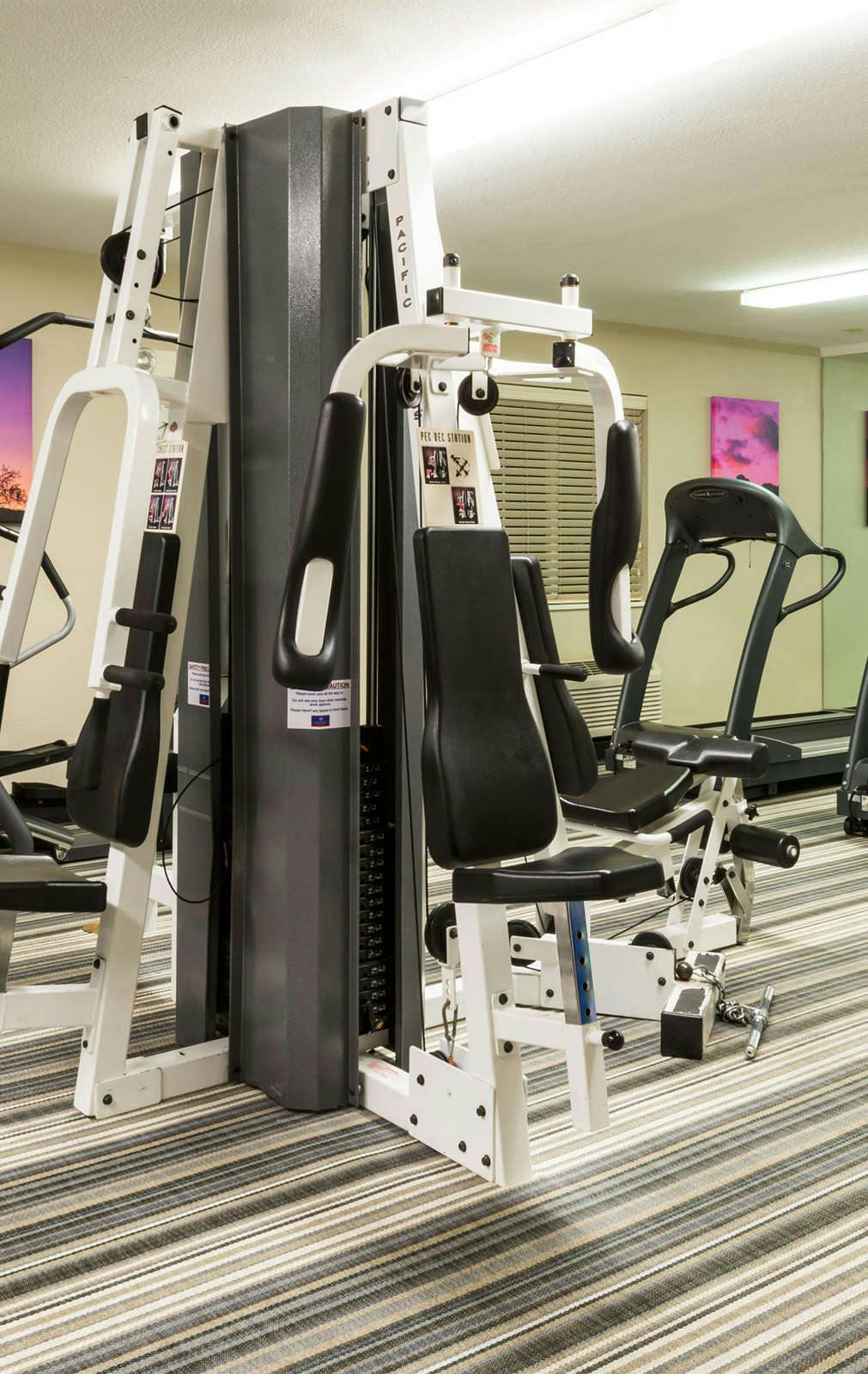 Hotel Sonesta Simply Suites Las Vegas Convention Center photo 4