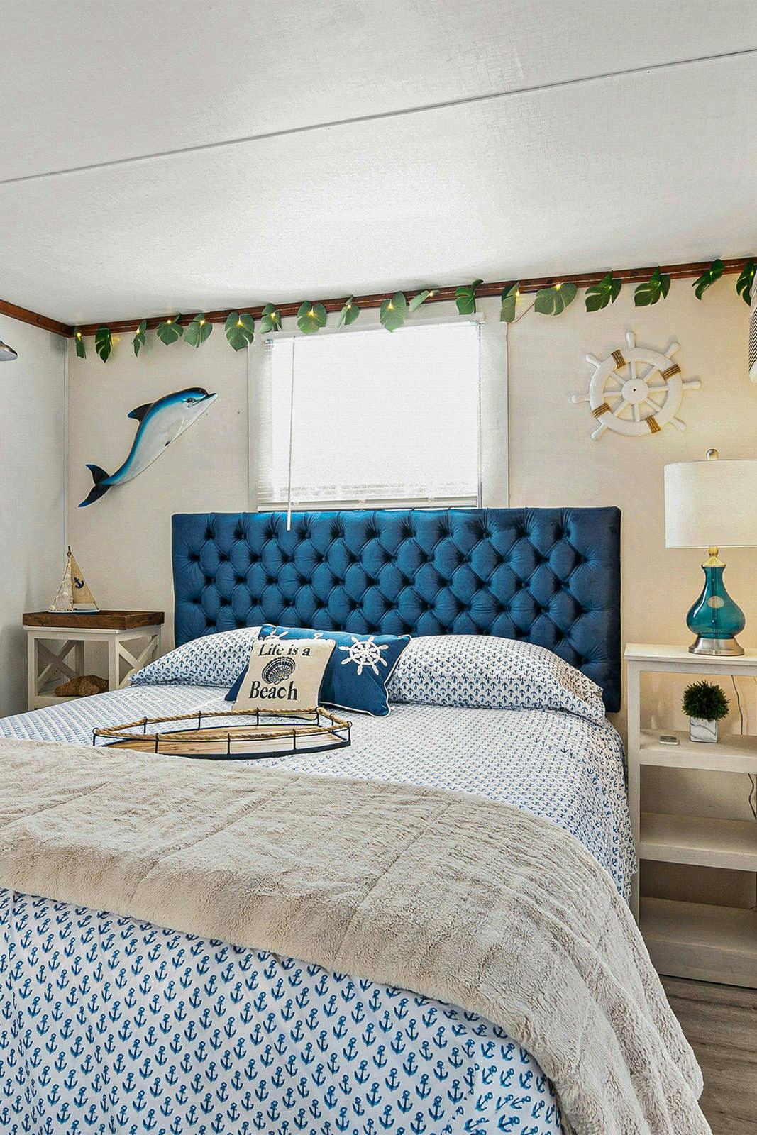 Hotel Latitude 26 Waterfront Resort & Marina photo 1