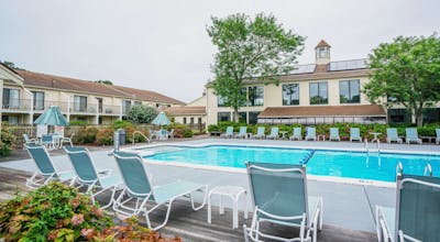 All Seasons Resort Hotel