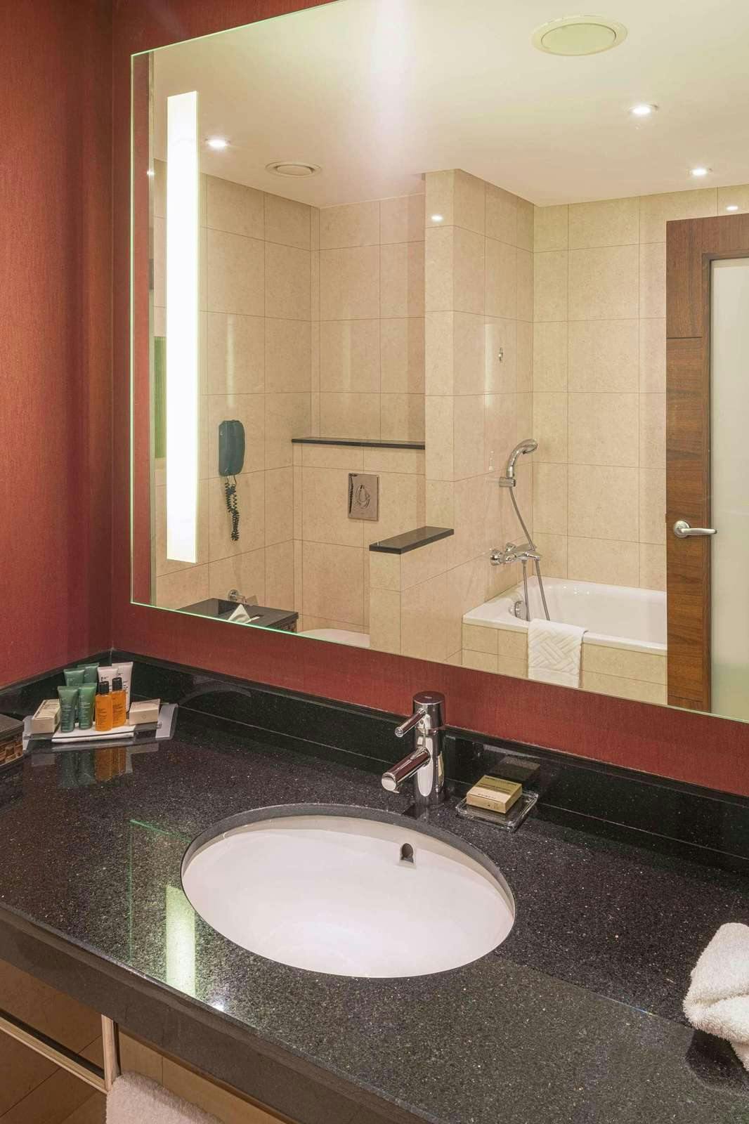 Hotel Hilton Warsaw City photo 3