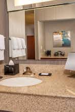 Hotel Sonesta Select Arlington Rosslyn in Arlington, Virginia photo 2