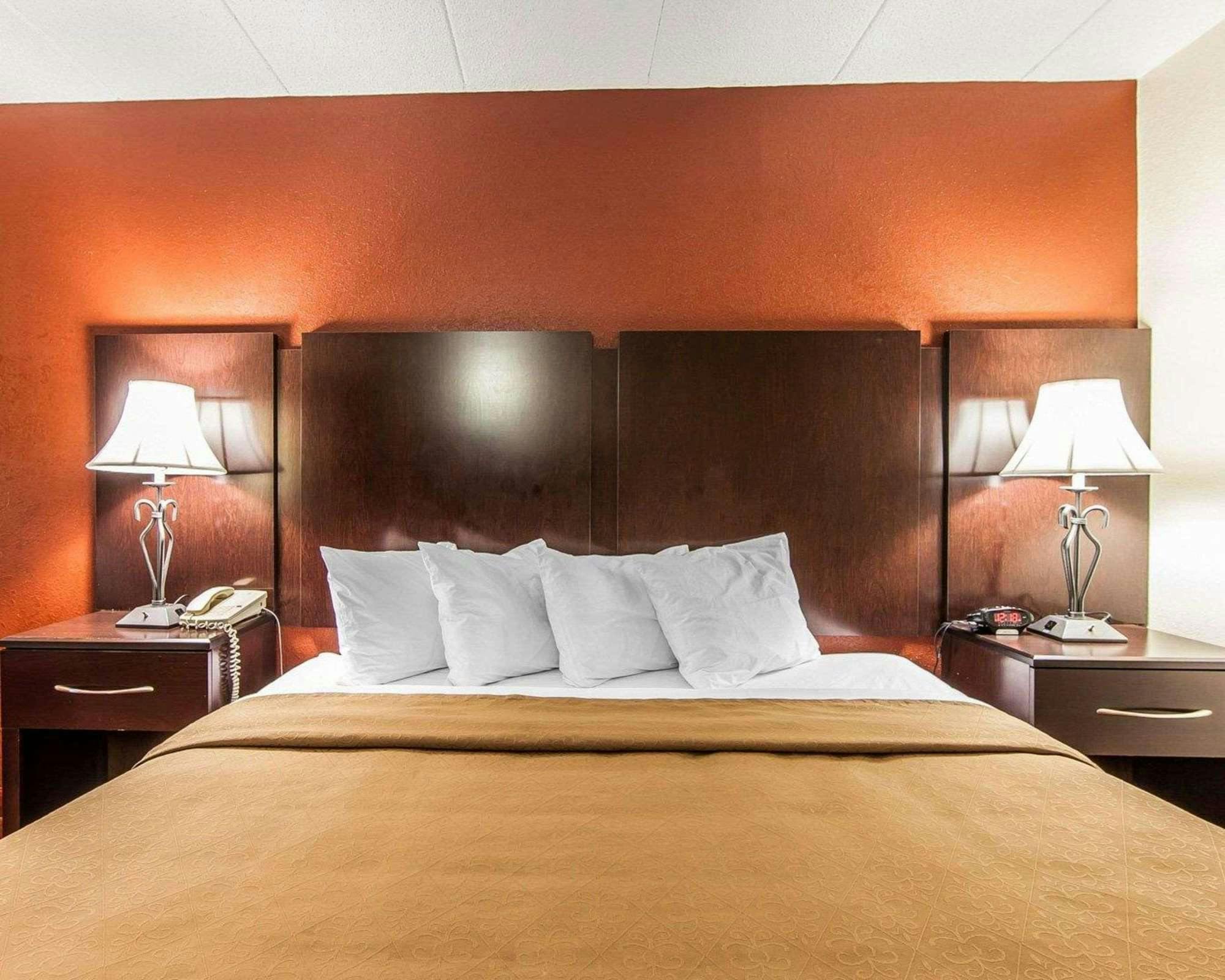 Hotel Wingate by Wyndham Marietta Conference Center photo 1