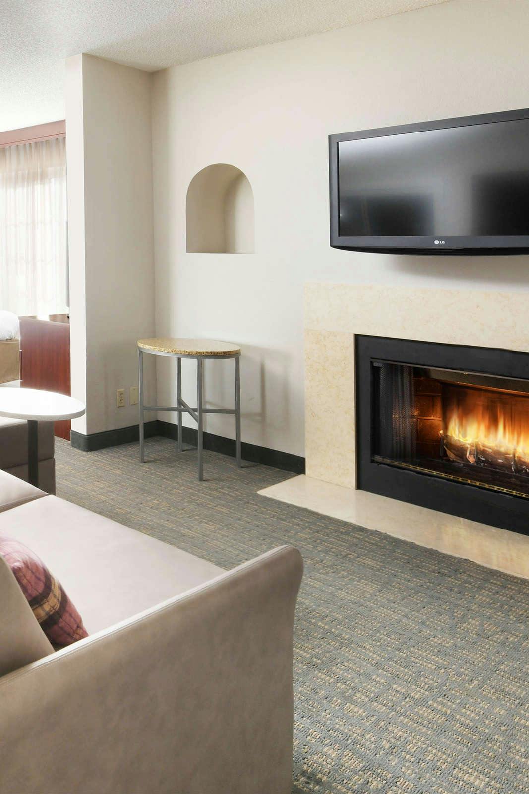 Hotel Sonesta ES Suites Albuquerque photo 4