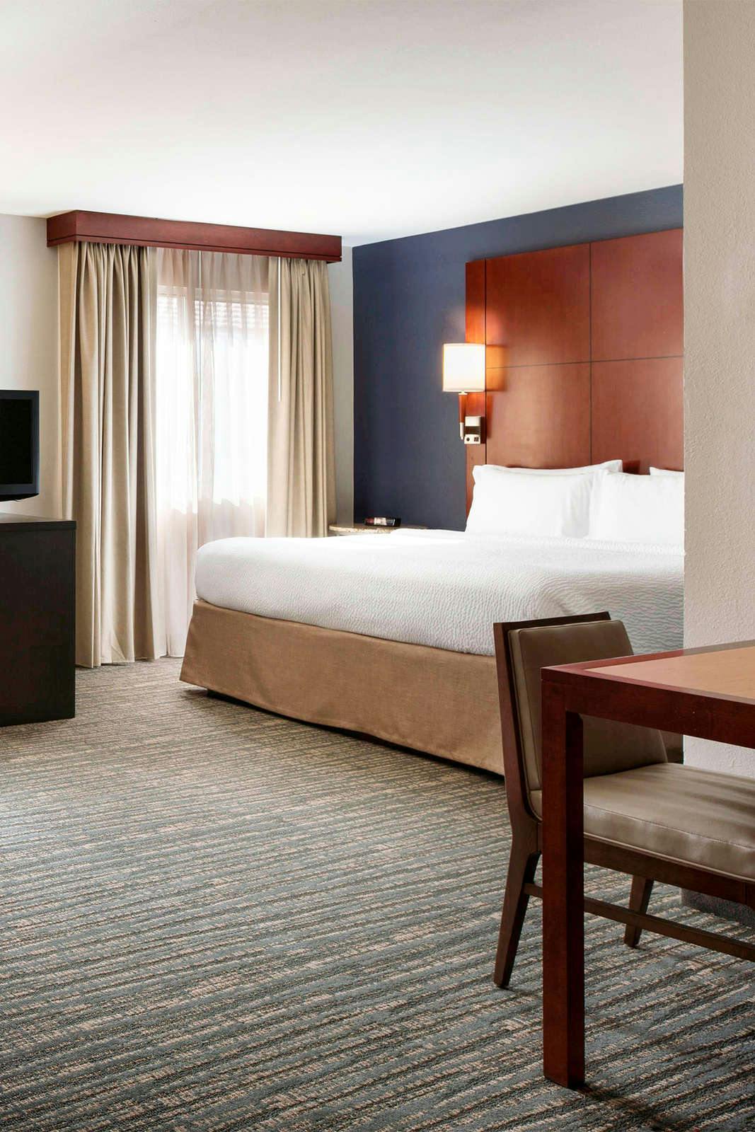 Hotel Sonesta ES Suites Scottsdale Paradise Valley photo 1