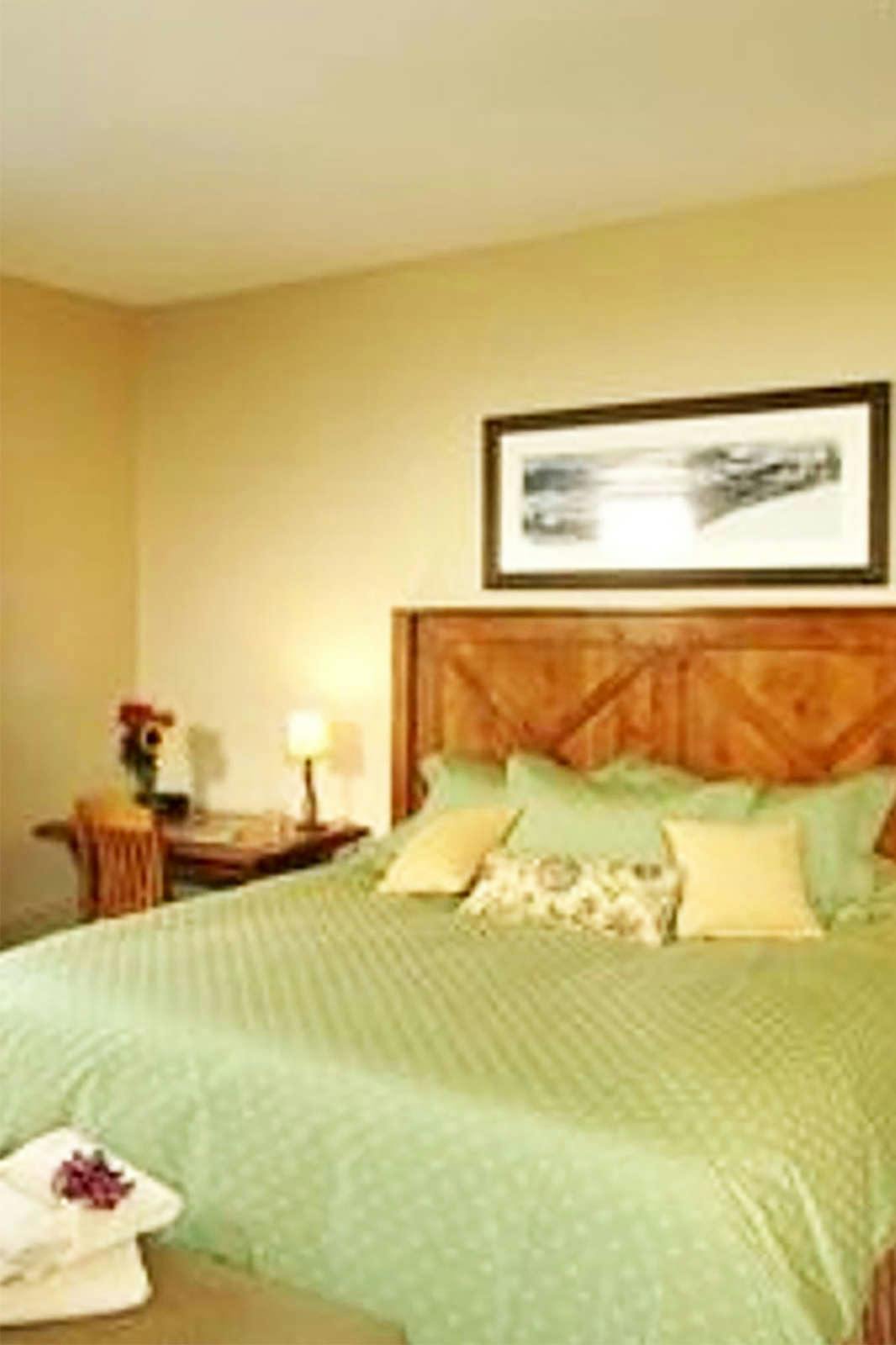 Hotel Lodge at Mountaineer Square photo 1