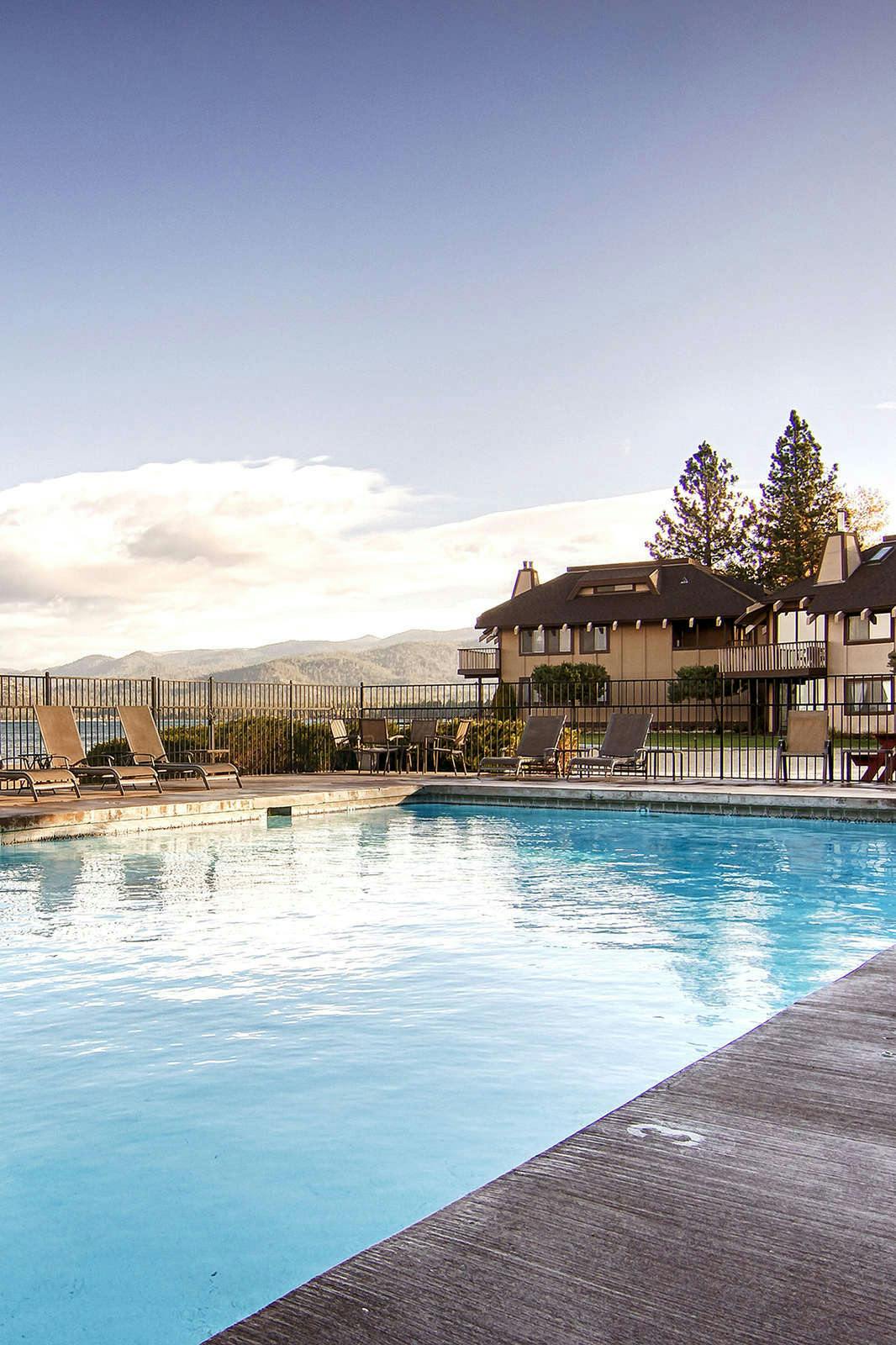Hotel Tahoe Lakeshore Lodge & Spa photo 4