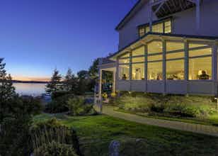 Hotel Spruce Point Inn Resort & Spa photo 4