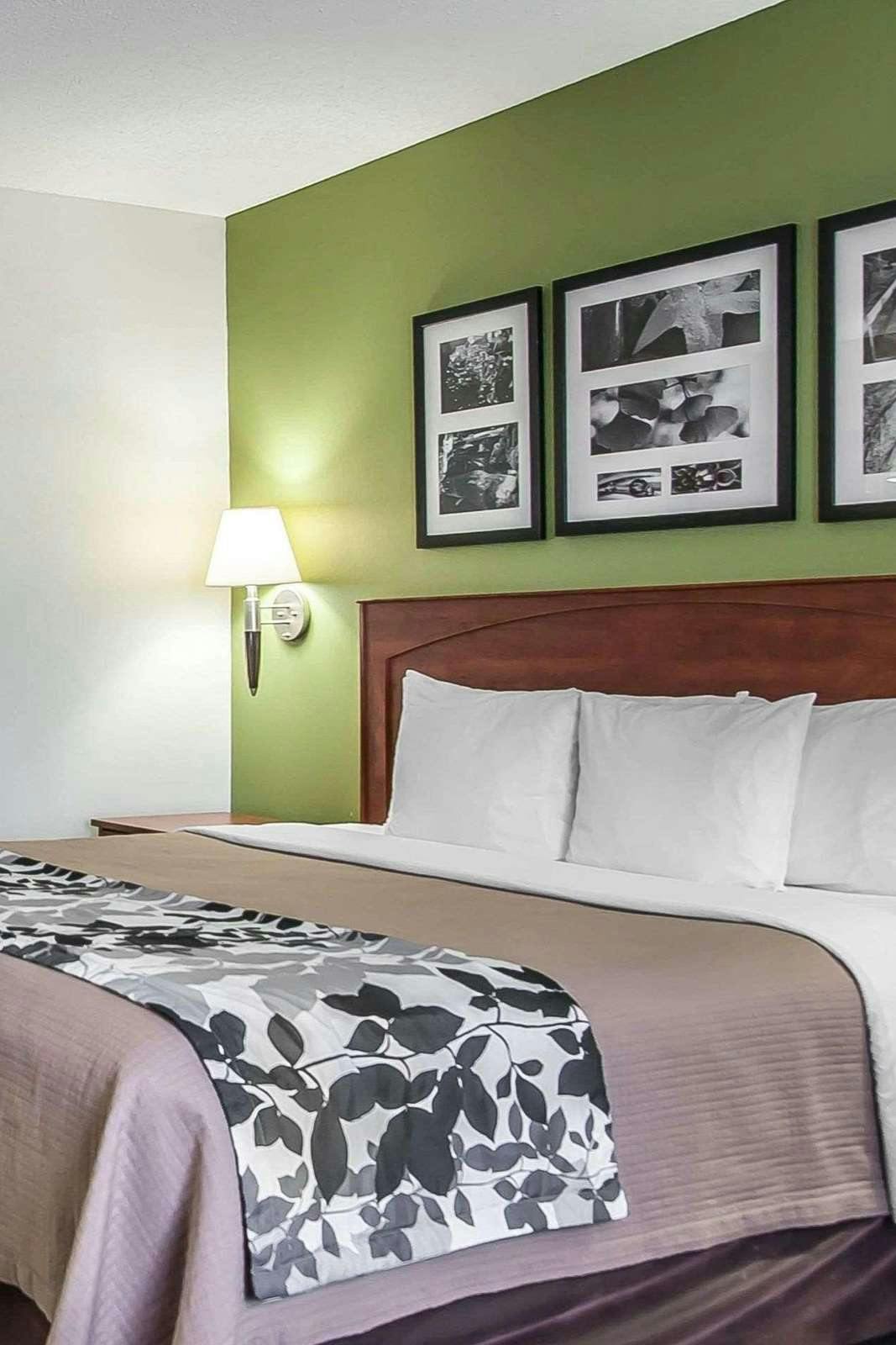 Hotel Sleep Inn and Suites Conference Center And Water Park photo 1