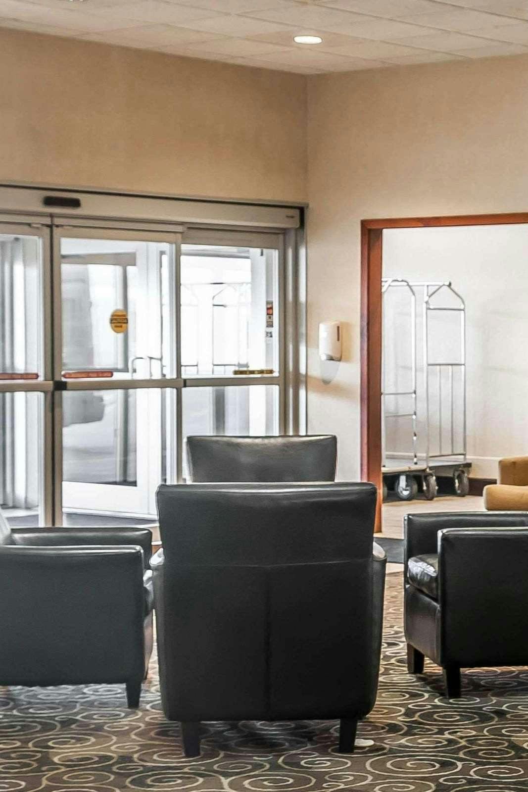 Hotel Sleep Inn and Suites Conference Center And Water Park photo 5