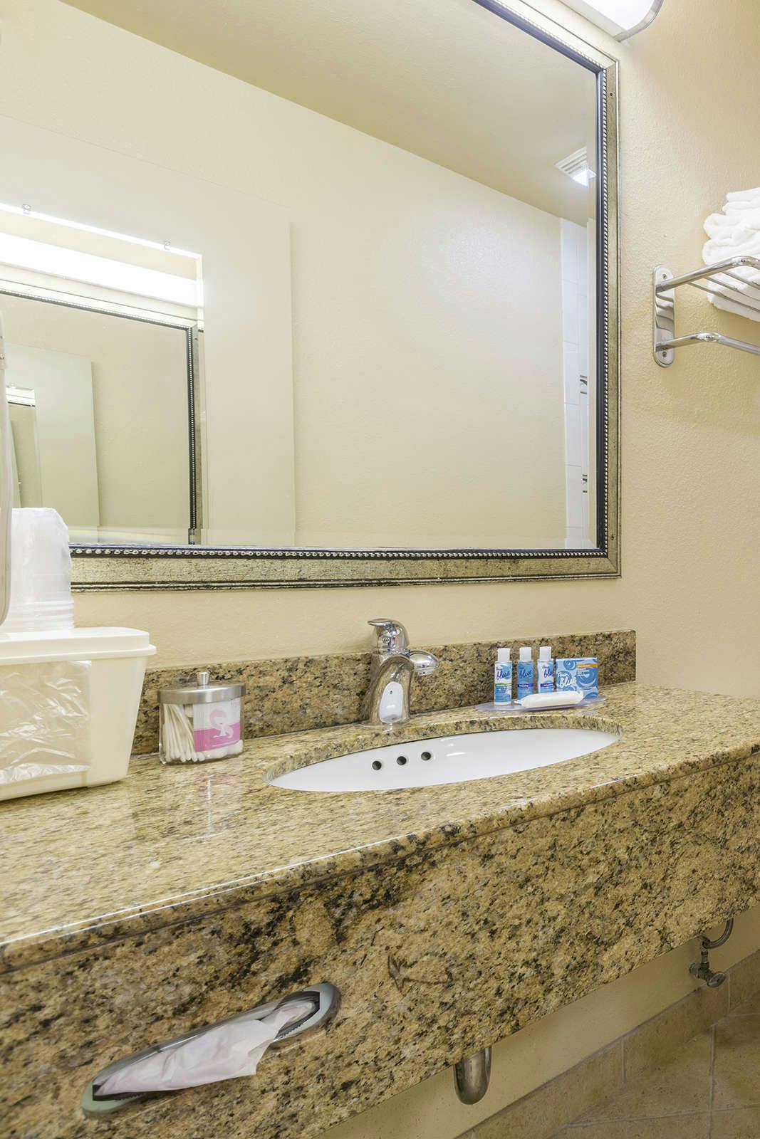 Hotel Cherry Orchard Inn photo 4