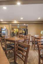 Hotel Comfort Inn Chilliwack, BC photo 5