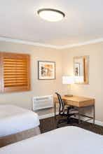 Hotel Holiday Inn Express La Jolla photo 4