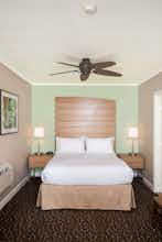 Hotel Holiday Inn Express La Jolla photo 1