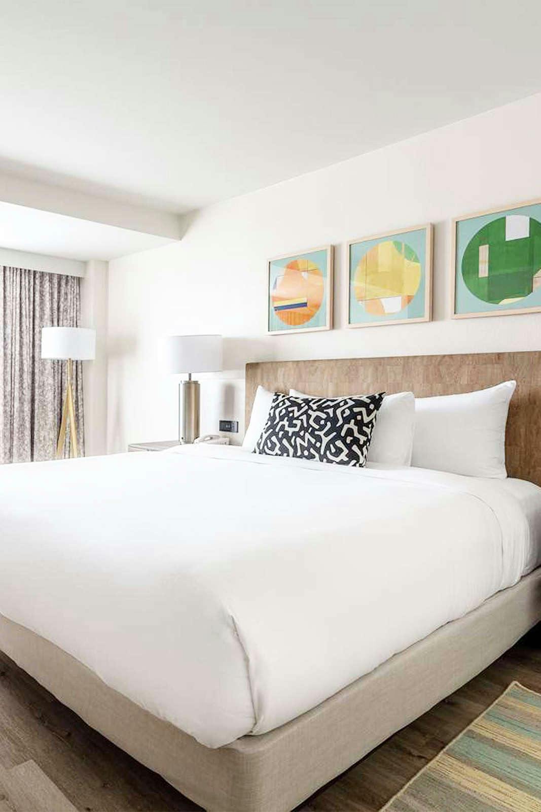 Hotel Sonesta Irvine John Wayne Airport photo 3