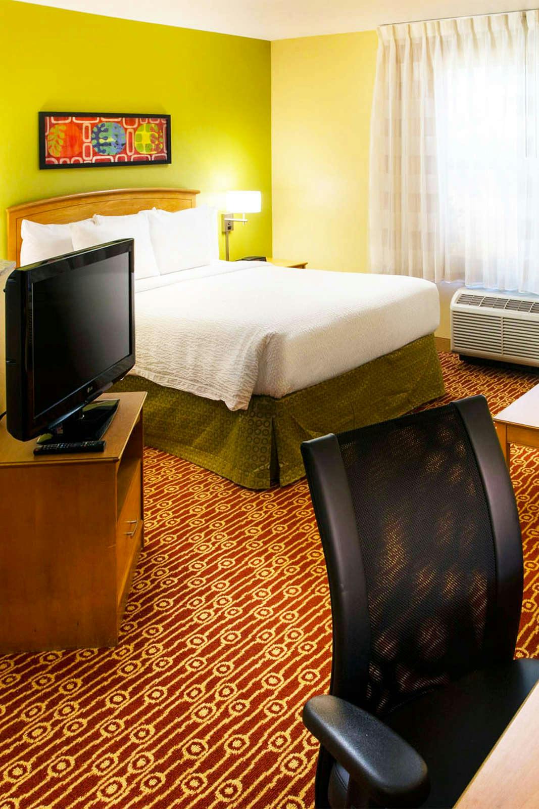 Hotel Sonesta Simply Suites Phoenix Scottsdale photo 2