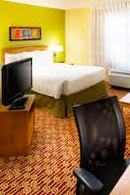 Hotel Sonesta Simply Suites Phoenix Scottsdale photo 2