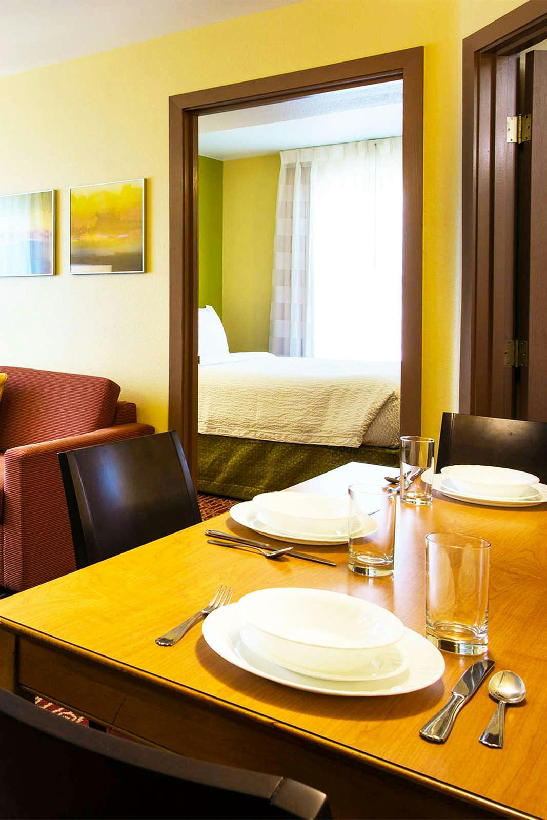 Hotel Sonesta Simply Suites Phoenix Scottsdale photo 4