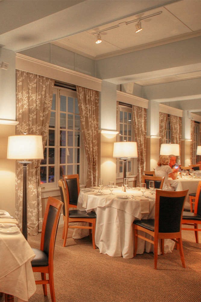 Hotel Spruce Point Inn Resort & Spa photo 4