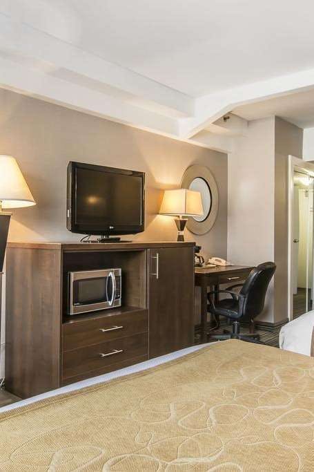 Hotel Comfort Suites Downtown Montreal photo 3