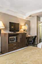 Hotel Comfort Suites Downtown Montreal photo 3