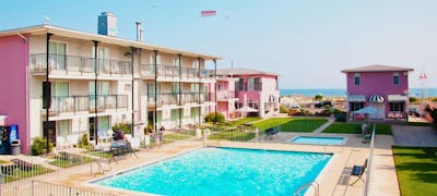 Periwinkle Inn