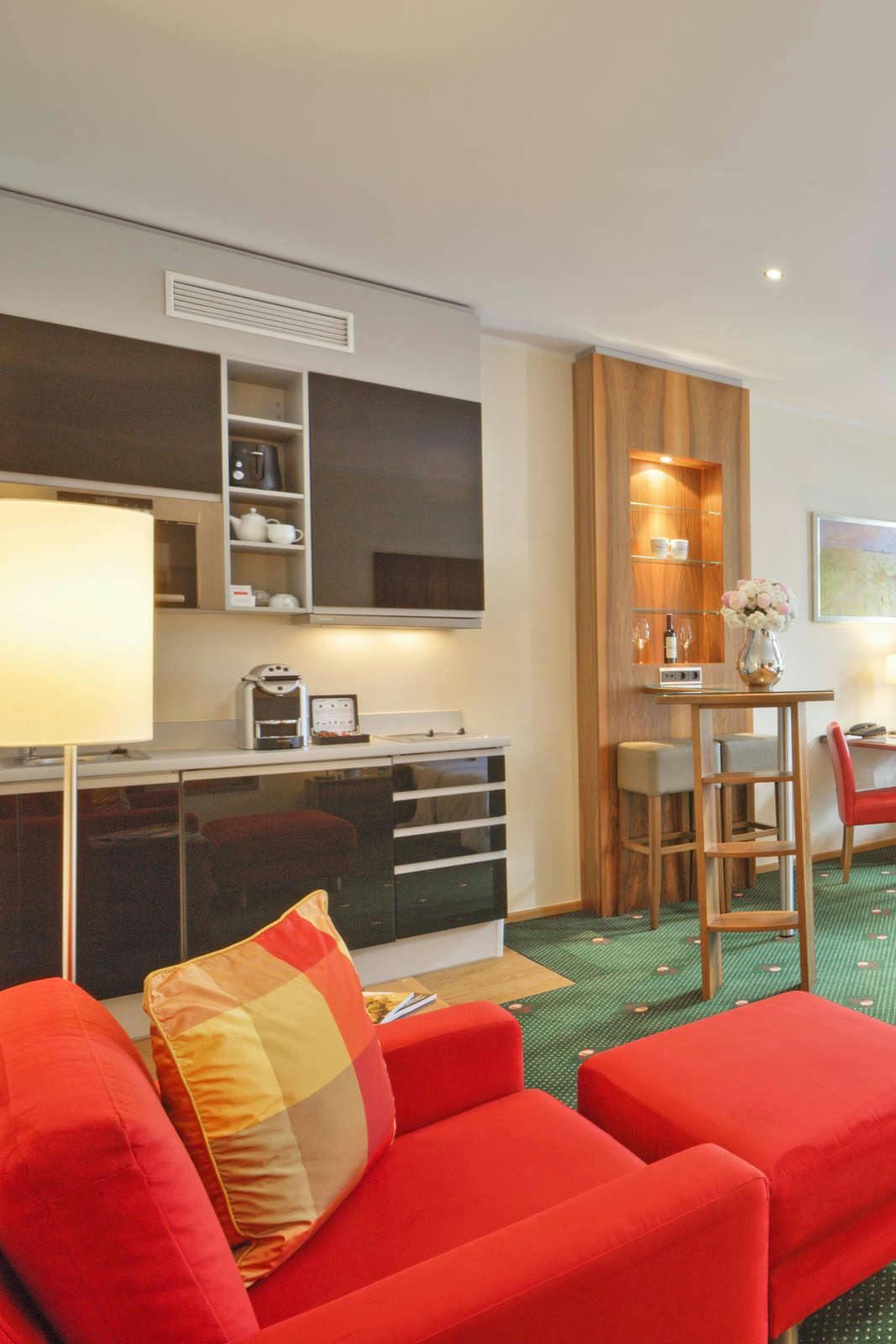 Hotel Apartments & Hotel Maximilian Munich photo 3