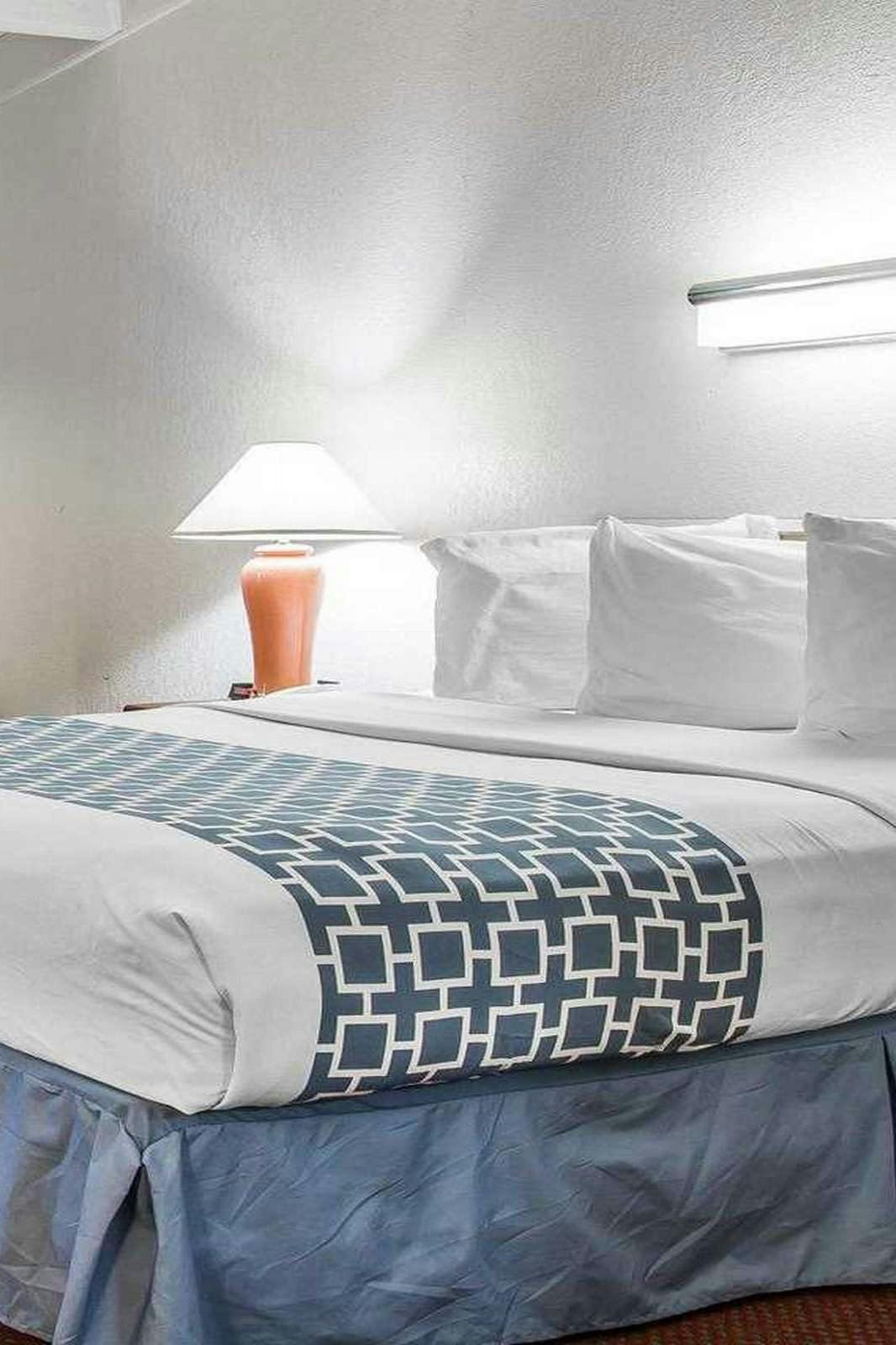 Baymont by Wyndham Bay City