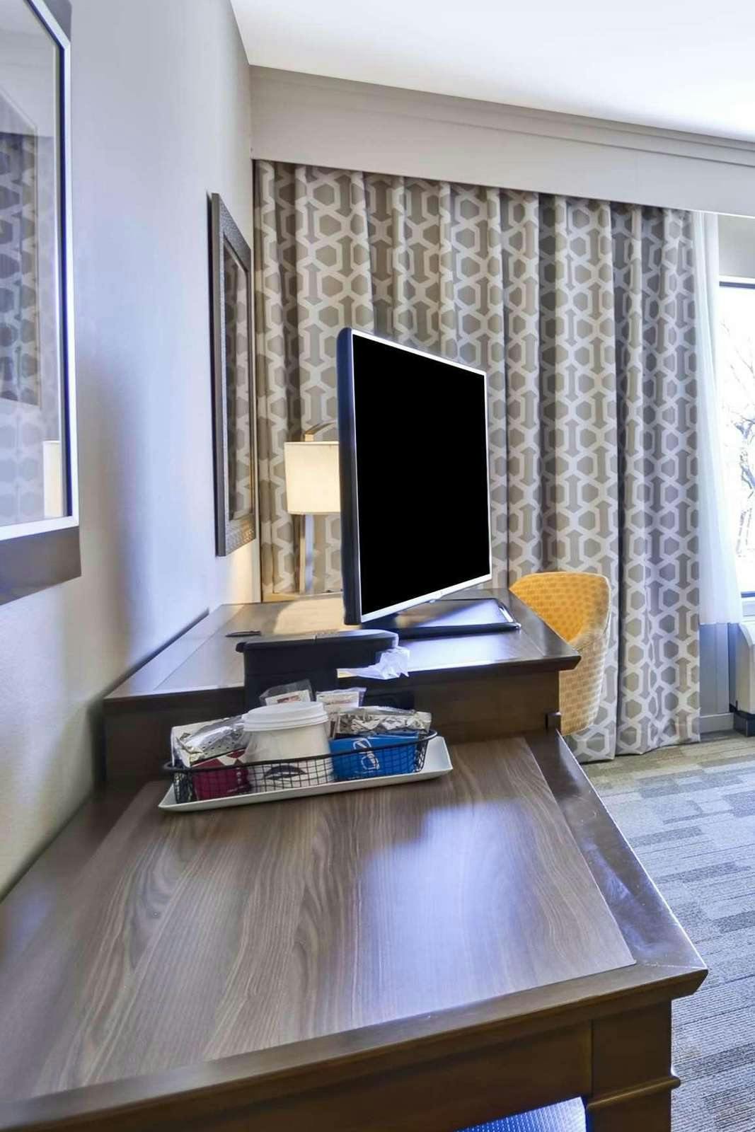 Hotel Hampton Inn & Suites Dallas/Plano-East photo 4