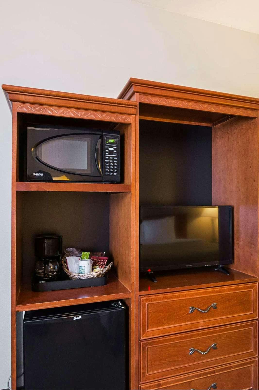 Hotel Quality Inn Fresno Yosemite Airport photo 3