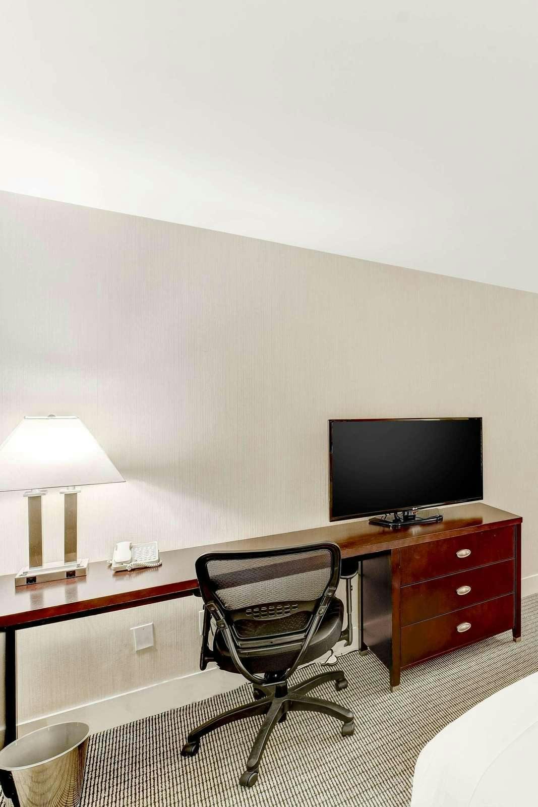 Hotel Hilton Irvine/Orange County Airport photo 3