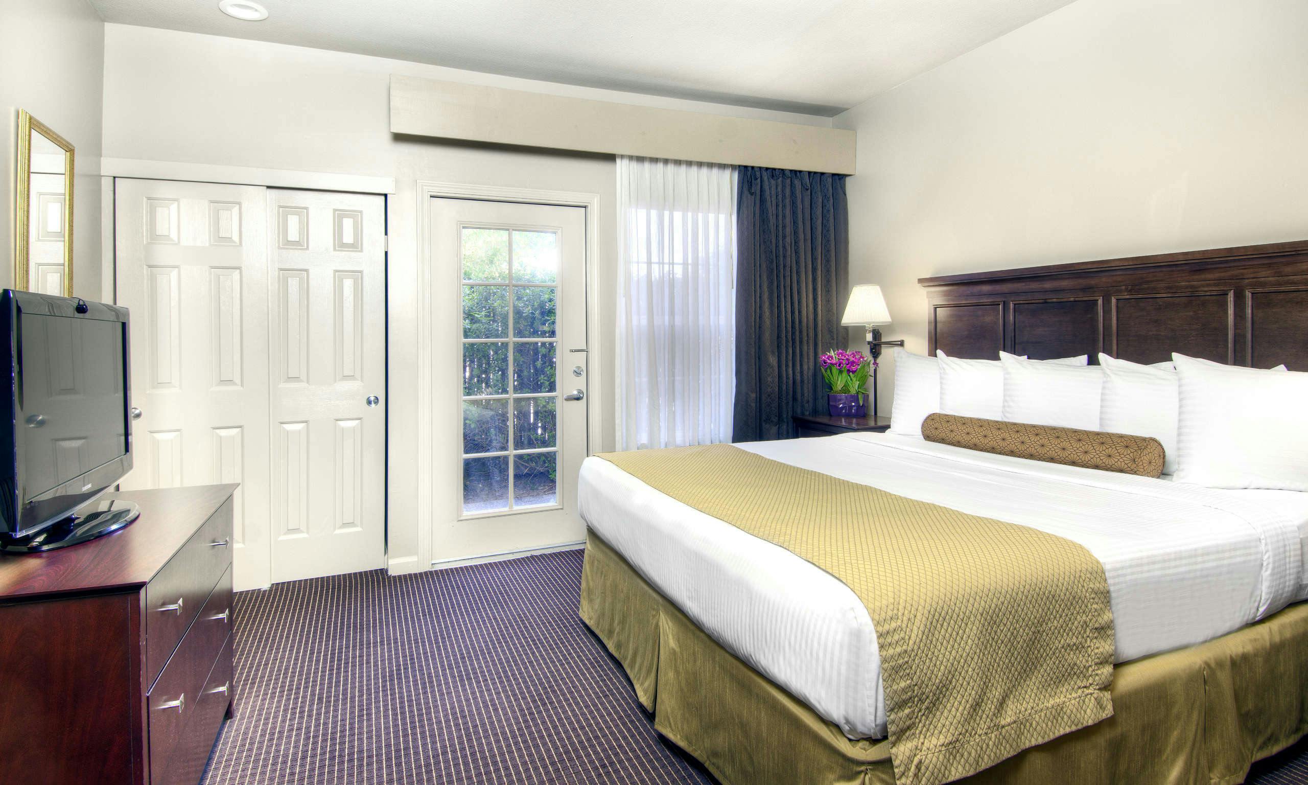 University Park Inn and Suites