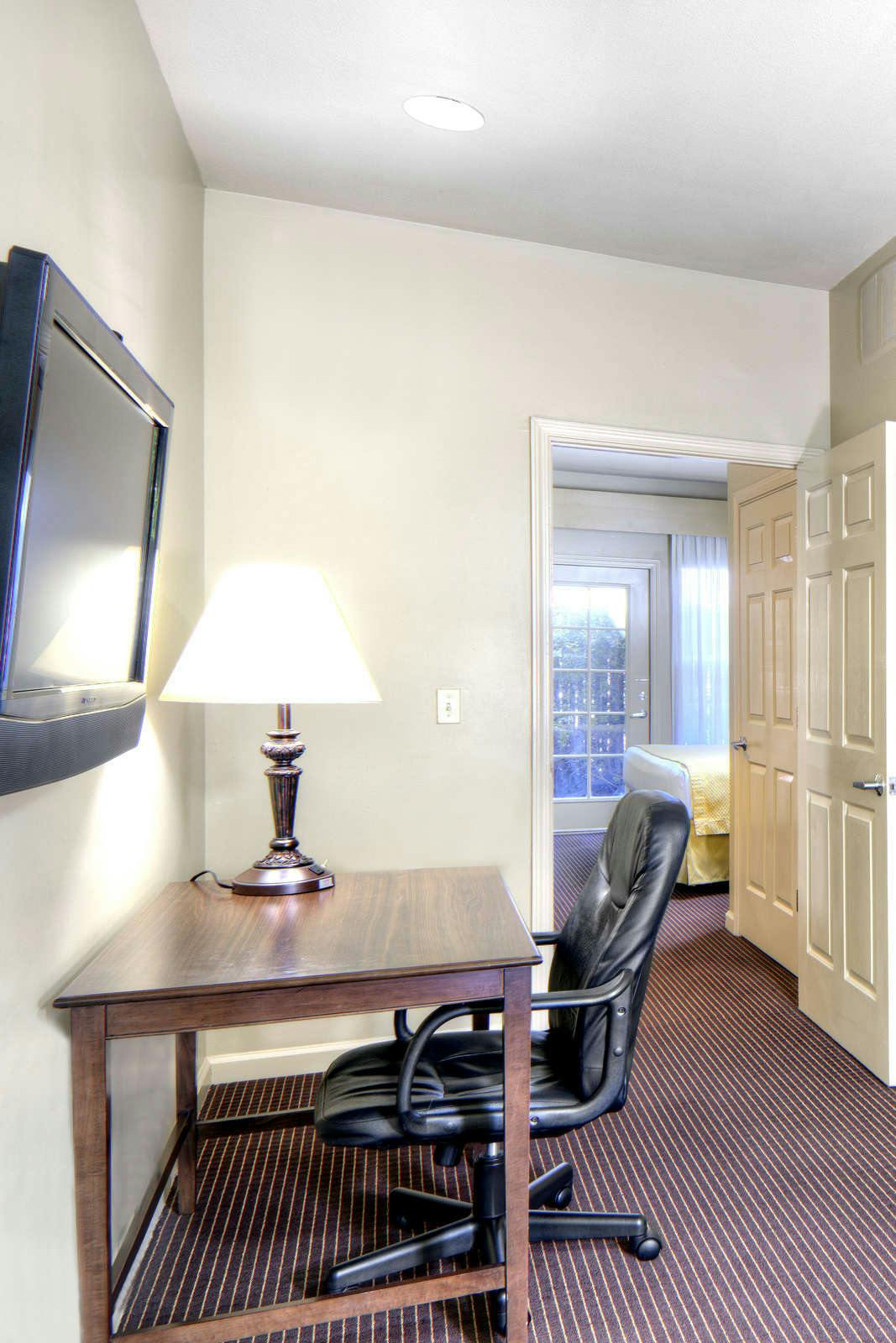 Hotel University Park Inn and Suites photo 5