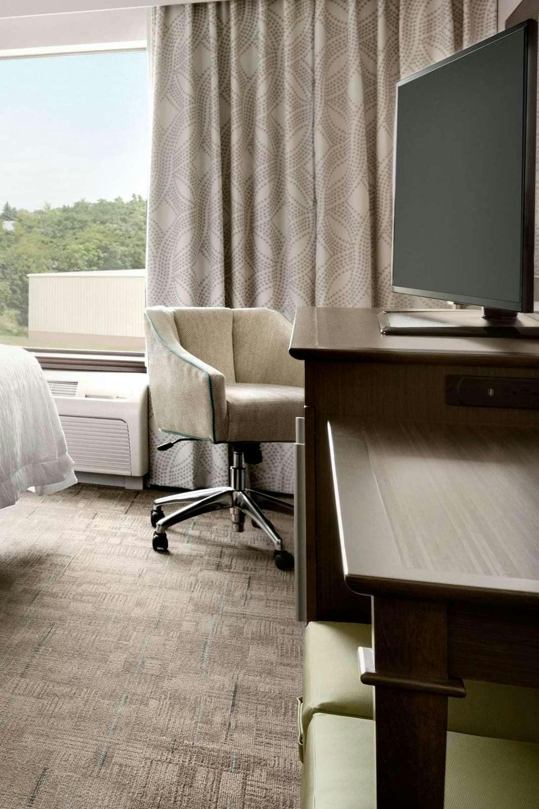 Hotel Hampton Inn Stow. photo 2