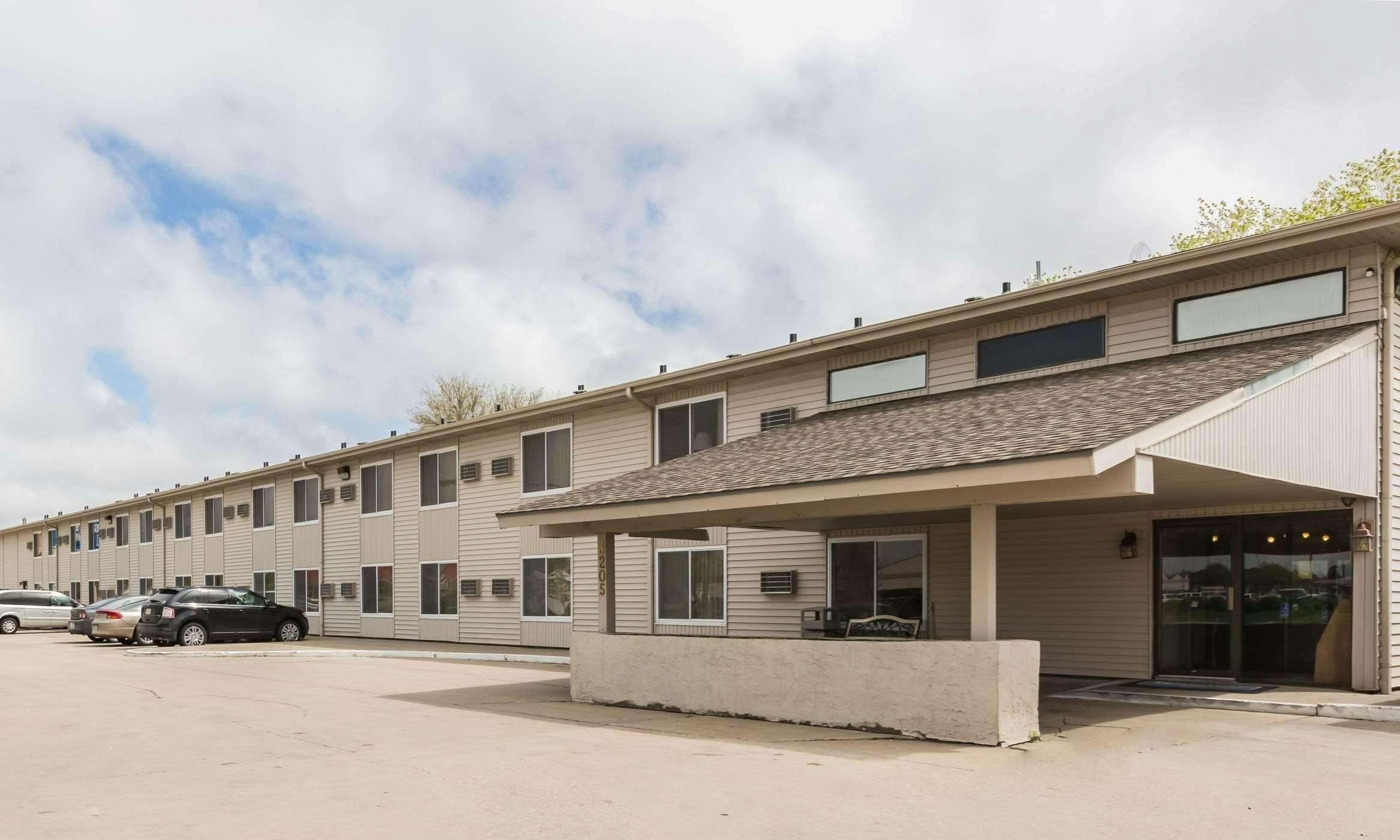 Super 8 by Wyndham Grand Island South