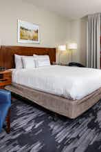 Hotel Fairfield by Marriott Charleston North/Ashley Phosphate photo 2