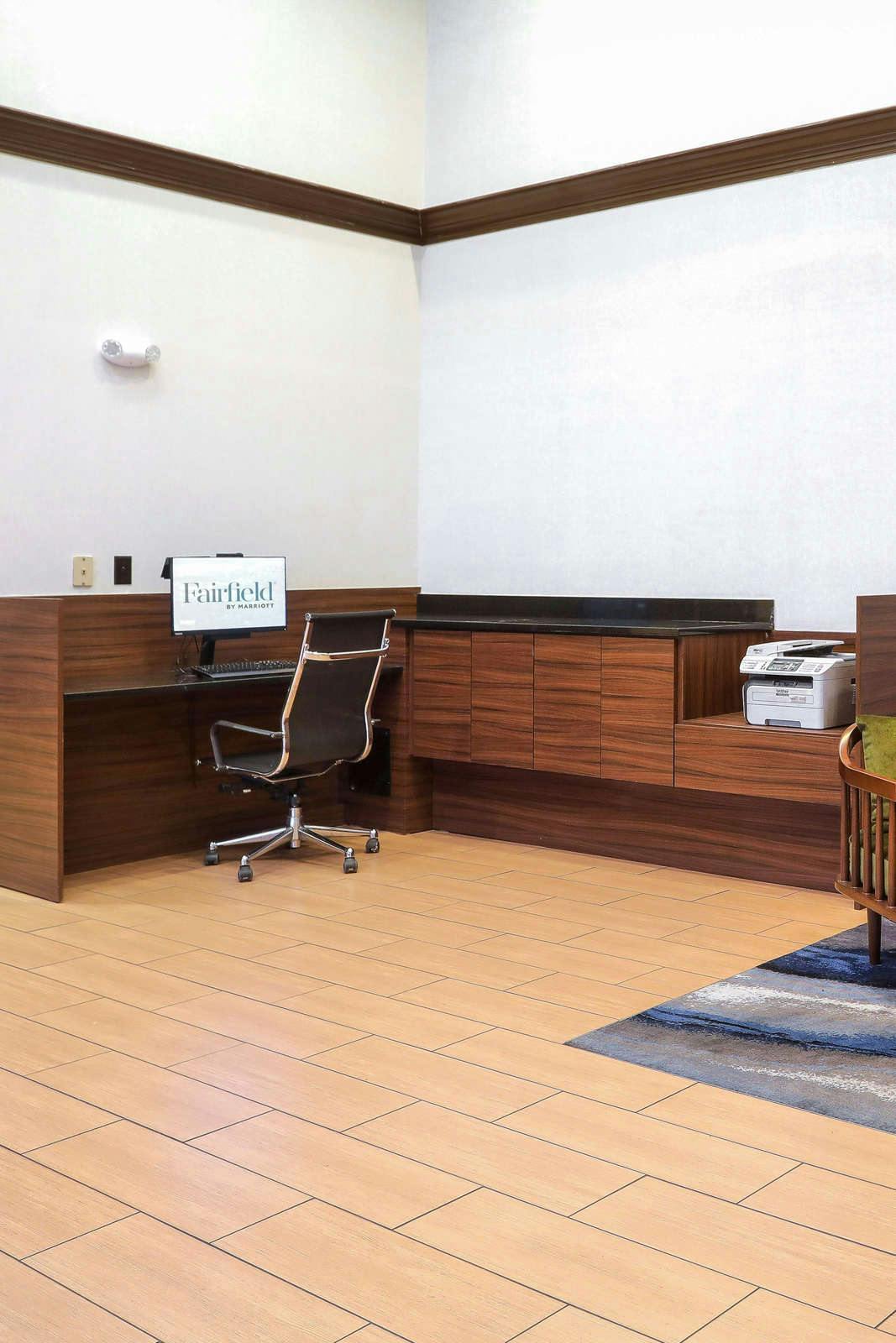 Hotel Fairfield by Marriott Charleston North/Ashley Phosphate photo 5