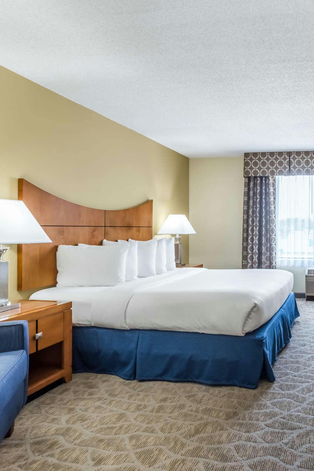 Hotel Wingate by Wyndham Universal photo 1