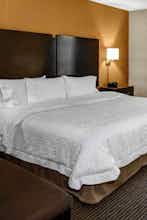 Hotel Hampton Inn and Suites-Bakersfield/Hwy 58, CA photo 1