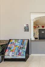 Hotel Anaheim Discovery Inn & Suites photo 5