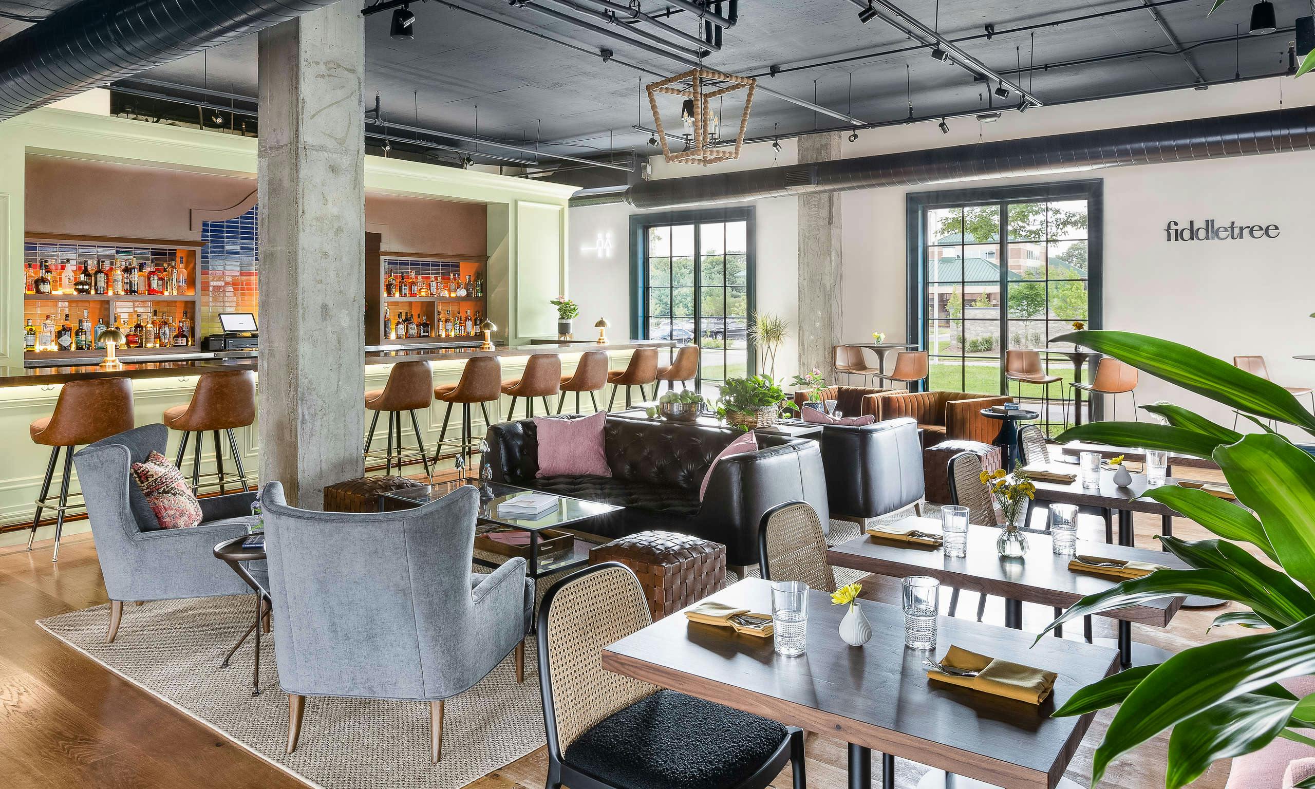 Elwood Hotel and Suites